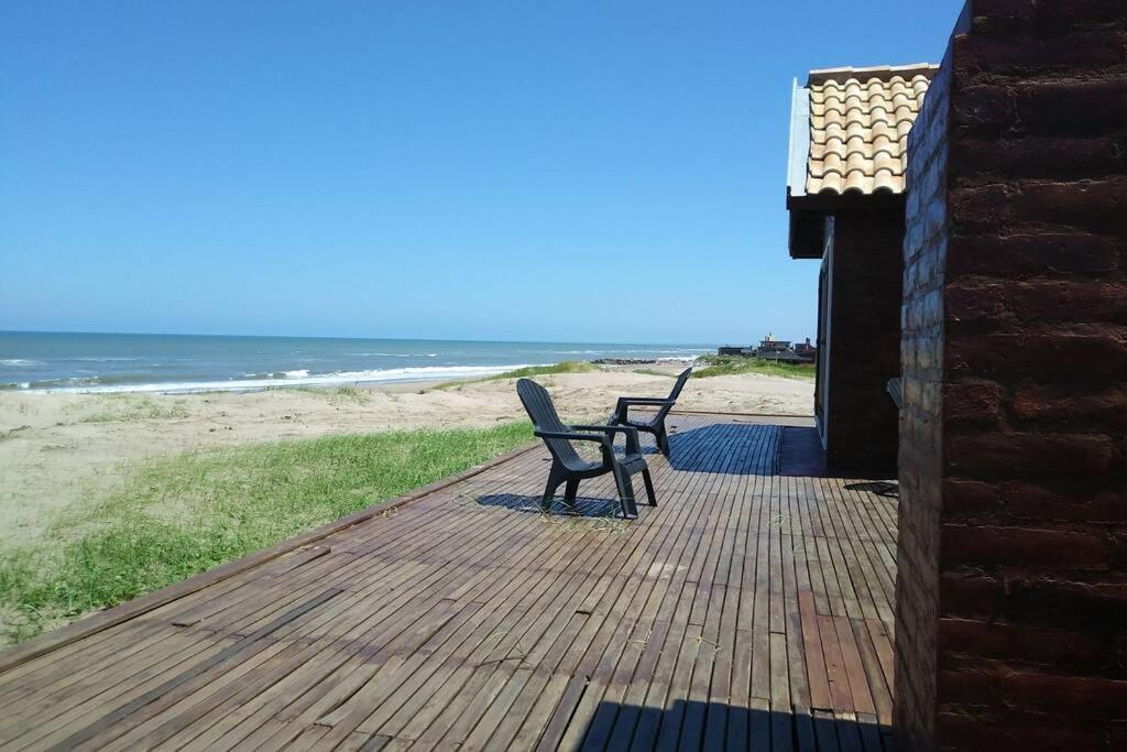 Holiday home Hermosa Casa Sobre La Playa En Mar Chiquita, Bs As